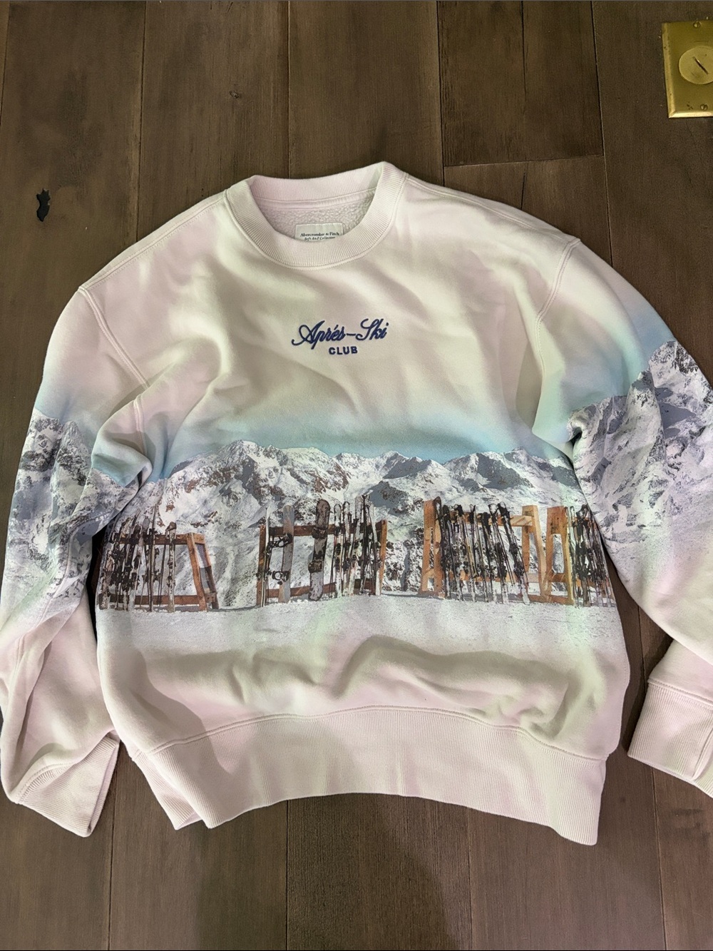 Abercrombie & Fitch Après-Ski Club Sweatshirt